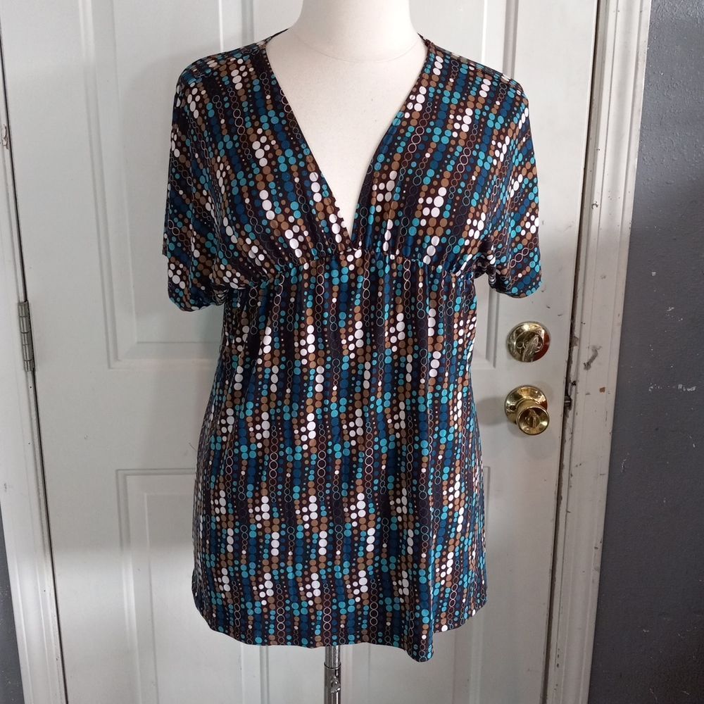 Styles 🌟 4 For $15 Multicolor Pullover Vneck Blouse